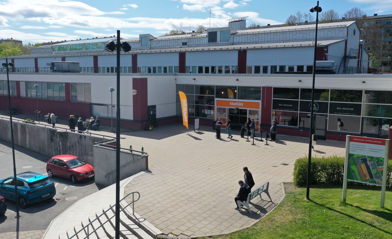 Den 14 maj &ouml;ppnar R&auml;ddningsmissionen sin nya butik Kl&auml;dR&auml;tt i Rannebergen Centrum. Foto: Jonas Hernstig